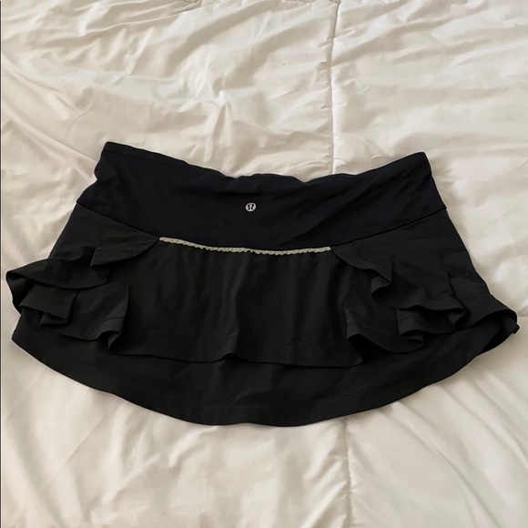 lululemon athletica Dresses & Skirts - Super cute Lululemon athletic skirt!